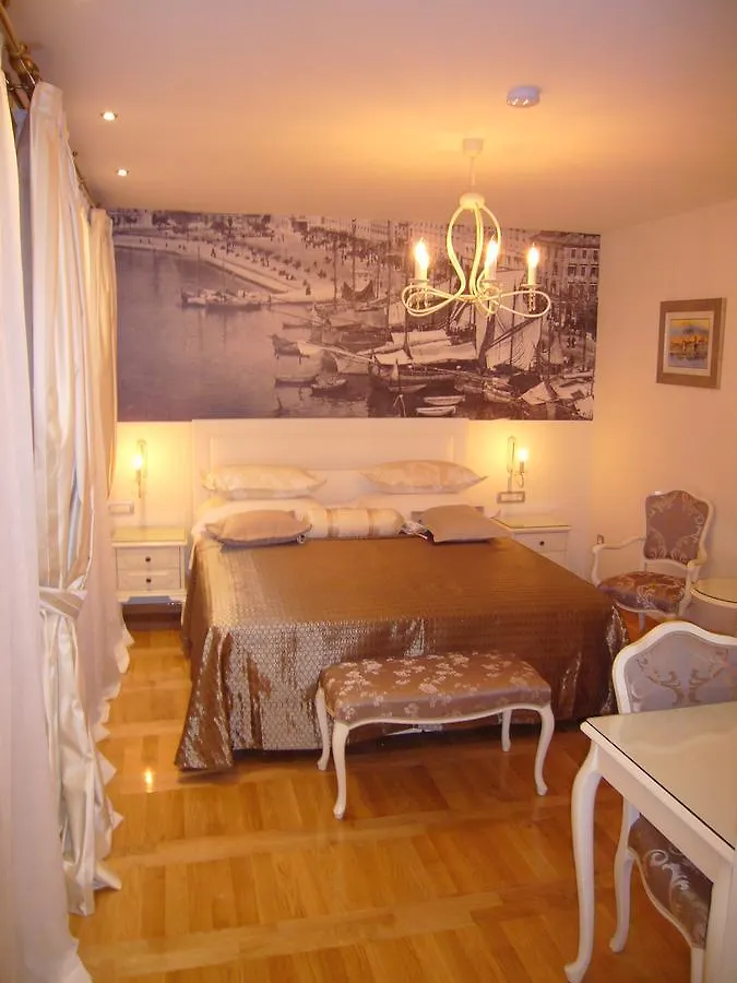 Central Square Piazza Split Guest house